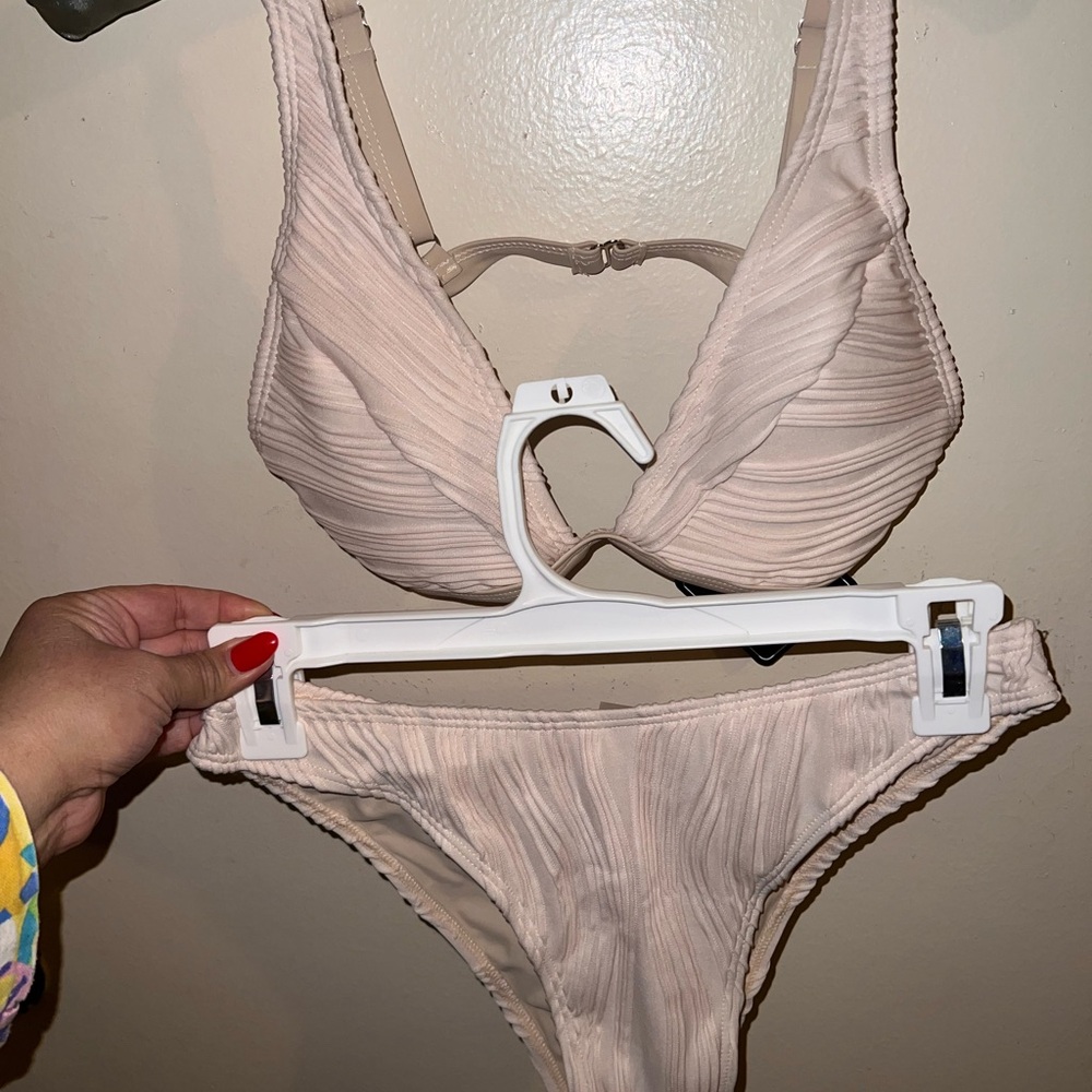 Zaful Cream Textured Bra Set